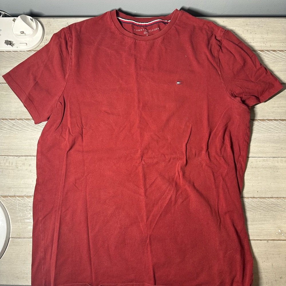 Tommy Hilfiger Men's Classic Red Tee